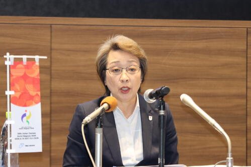 会見に臨むJOC橋本聖子会長(撮影･保坂果那)
