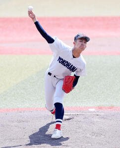 横浜対健大高崎　横浜先発の織田翔希(撮影･鈴木正人)