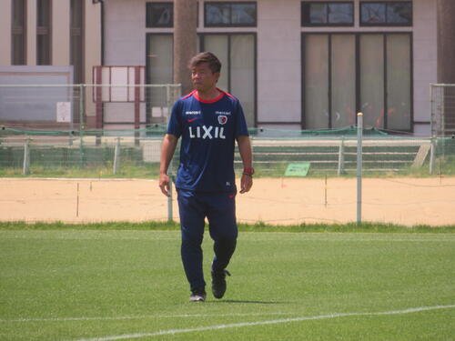 23日のFC東京戦に向けて調整した鹿島アントラーズの鬼木達監督
