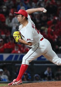 広島対DeNA 8回表DeNA、広島4番手の中崎翔太(撮影･加藤孝規)