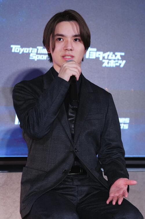 ｢アイスダンスチーム結成｣記者会見　会見で話す宇野昌磨(撮影･垰建太)