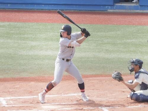利府対仙台育英　初回、先制2ランを放った仙台育英･田山纏外野手(撮影･高橋香奈)