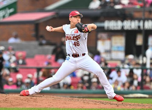 楽天対ロッテ　9回表、楽天4番手で登板し試合を締めた藤平尚真＝2026年5月24日(撮影･滝沢徹郎)　