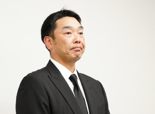 会見に臨む巨人阿部慎之助監督(撮影･鈴木みどり)＝2026年5月26日