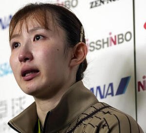 卓球アジア選手権代表選考会最終日　女子シングルス準決勝　赤江夏星対早田ひな　赤江夏星に敗れ涙を見せる早田ひな(撮影･小島史椰)