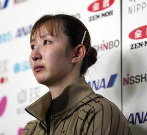 卓球アジア選手権代表選考会最終日　女子シングルス準決勝　赤江夏星対早田ひな　赤江夏星に敗れ涙を見せる早田ひな(撮影･小島史椰)