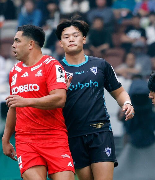 前半、ボールを追う東京ベイ廣瀬雄也(撮影･山本朝陽)