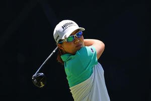 全米女子オープン最終ラウンド、7番ティーショットを放つ畑岡奈紗(AP)