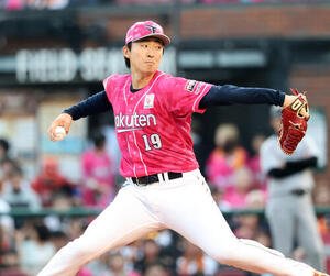楽天対巨人　力投する楽天先発の荘司康誠(撮影･浅見桂子)