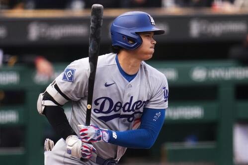 パイレーツ戦の1回、ニゴロに倒れたドジャース大谷(AP)