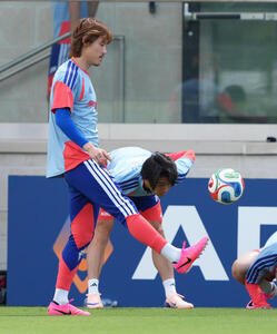 サッカー日本代表W杯北中米大会ベースキャンプ　練習に臨む瀬古歩夢(撮影･足立雅史)