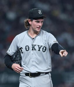 交流戦　西武対巨人　2回裏を抑えるウィットリー(撮影･河田真司)