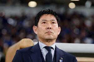 日本代表を率いてW杯に挑む森保一監督