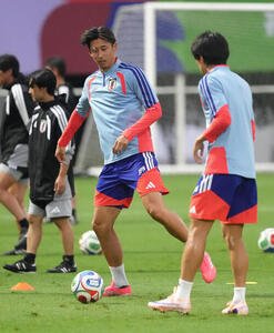 前日練習に臨む伊藤洋輝(撮影･足立雅史)