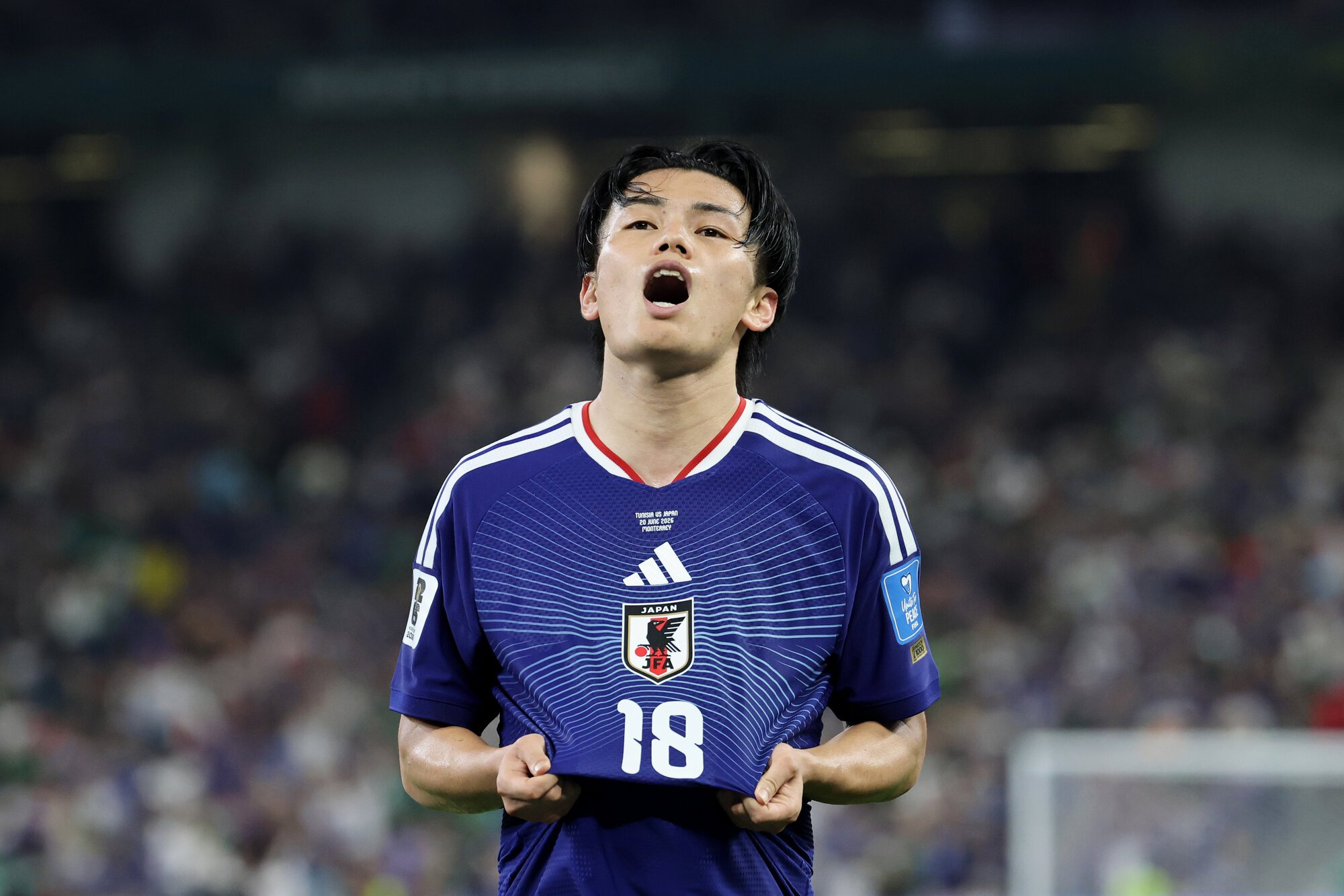 サッカーワールドカップ北中米大会　グループリーグF組　チュニジア―日本　後半、チーム4点目となるゴールを決めて喜ぶ上田綺世=内田光撮影