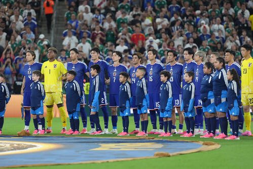 日本対チュニジア　君が代に臨む日本代表(2026年6月20日撮影)