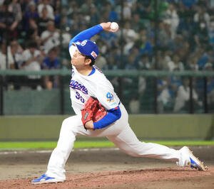 中日対DeNA 9回表、中日4番手で登板する松山晋也(撮影･森本幸一)