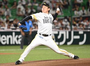 ソフトバンク対オリックス　ソフトバンク先発の中村稔弥(撮影･林敢治)