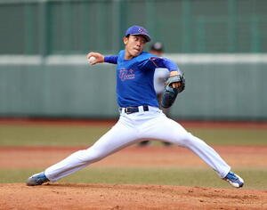 マルハン北日本カンパニー対七十七銀行　先発の七十七銀行･丸山陽太(撮影･木村有優)
