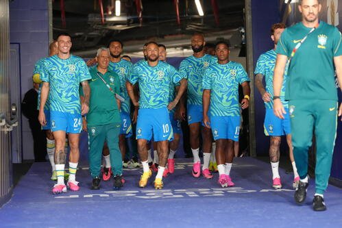ネイマール(中央)らブラジルイレブン(現地時間2026年6月29日撮影)