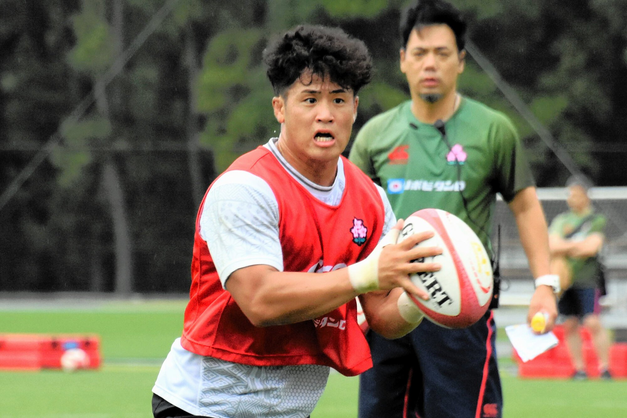 司令塔争いに明大4年･伊藤龍之介が名乗り　ラグビー日本代表