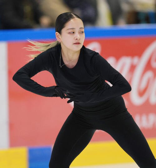 フィギュアスケート全日本合宿で演技する渡辺倫果(撮影･上山淳一)