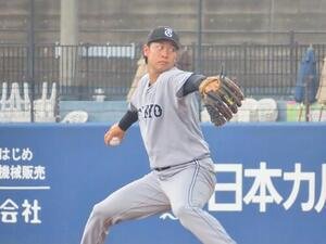 練習試合　日本ハム2軍対巨人3軍　先発し力投する巨人山崎伊織(撮影･北村健龍)