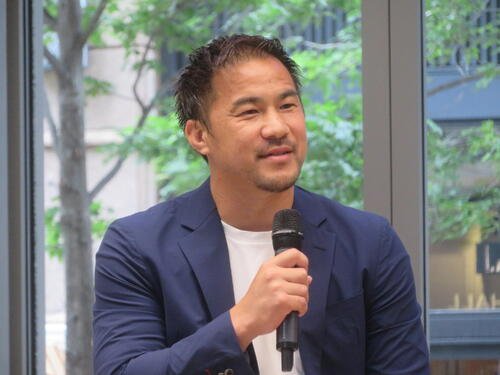 Jリーグ気候アクショントークイベントに出席したサッカーW杯3大会に出場した元日本代表FWの岡崎慎司氏