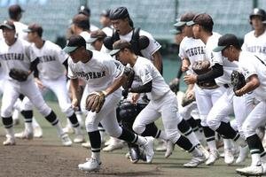 甲子園練習に臨む福山の選手たち(撮影･前田充)