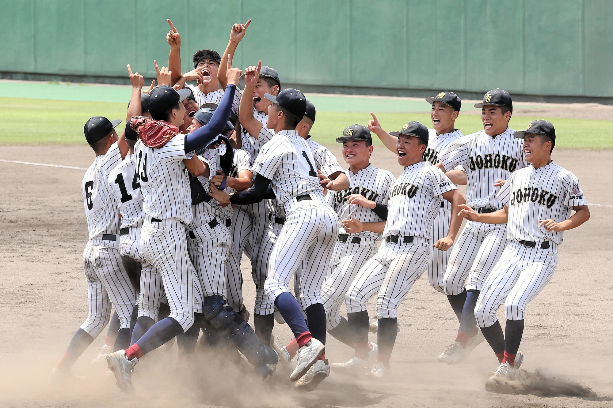 3連覇の喜び=いずれも山田一仁さん撮影