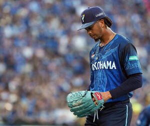 DeNA対阪神　1回表、7失点と大炎上したDeNAの先発オスバルド･ビド(撮影･たえ見朱実)