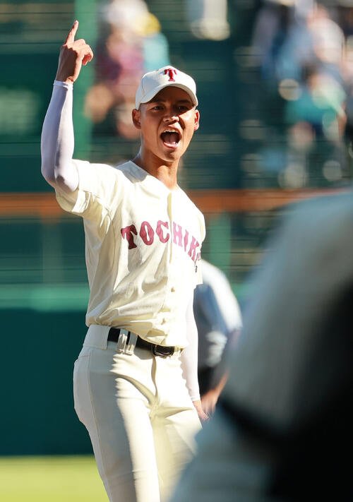 東筑対神村学園　東筑先発の深町光生(撮影･上山淳一)