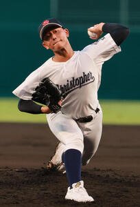 佐野日大対聖隷クリストファー　聖隷クリストファー先発の高部陸(撮影･上山淳一)