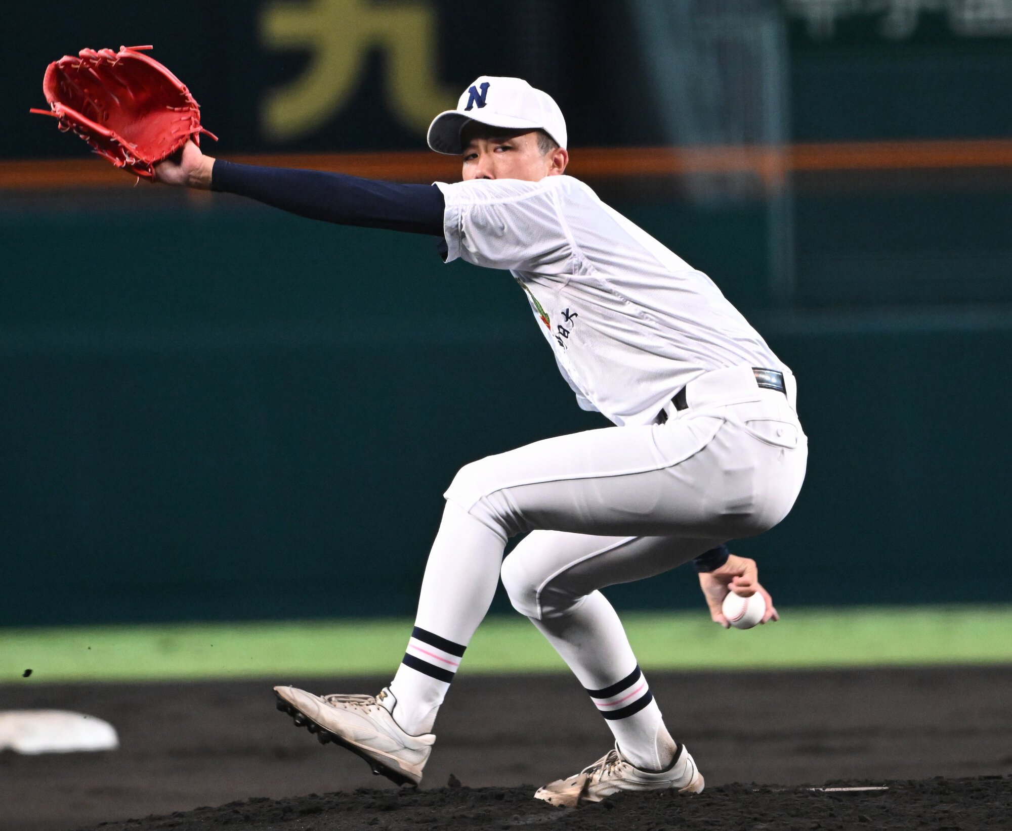 佐野日大―聖隷クリストファー　力投する佐野日大先発の鈴木=滝沢美穂子撮影