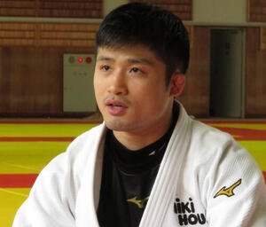 丸山城志郎(2021年撮影)