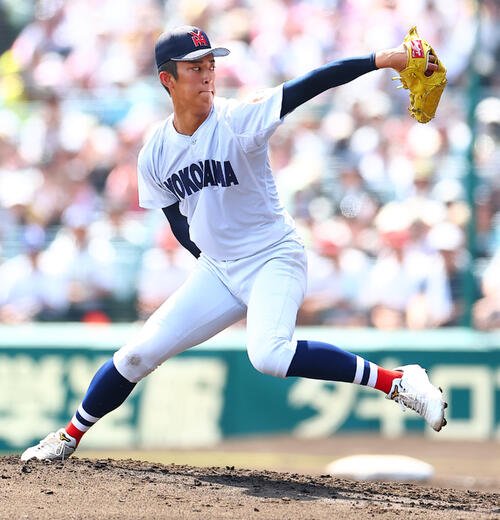 横浜対沖縄尚学　横浜先発の織田翔希(2026年8月撮影)