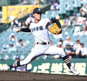 天理対高川学園　　先発する高川学園･木下瑛二(撮影･和賀正仁)