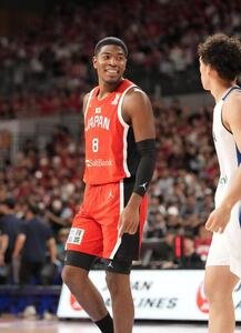 日本対韓国　1Q、笑顔を見せる八村塁(撮影･小島史椰)