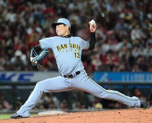 広島対阪神　8回裏広島、阪神4番手の岩崎優(撮影･加藤孝規)