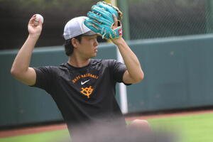 ジャイアンツ球場で調整した山崎伊織