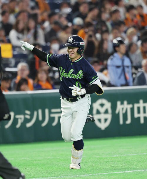 ヤクルト並木秀尊(2026年5月撮影)