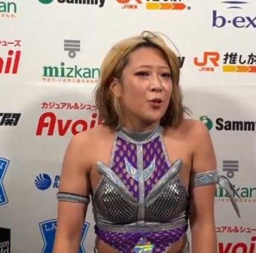 昨年準VのAZMは決勝T1回戦で姿を消した(STARDOM WORLD公式Xから)