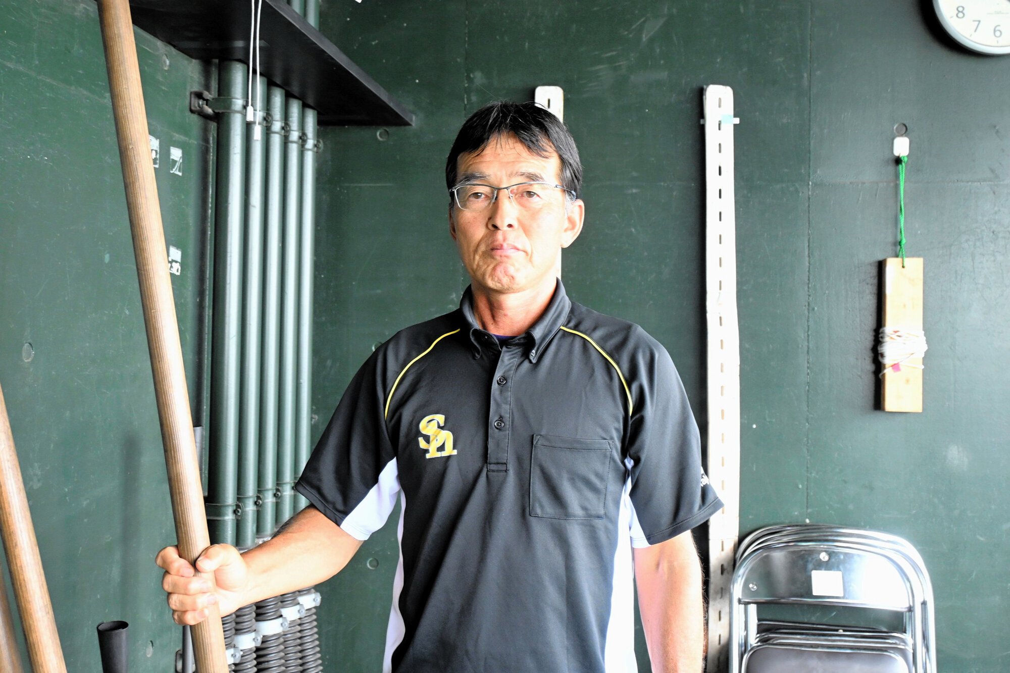 育成功労賞を受賞した江島武幸さん=2026年6月26日午後4時27分、福岡県筑後市、根元紀理子撮影