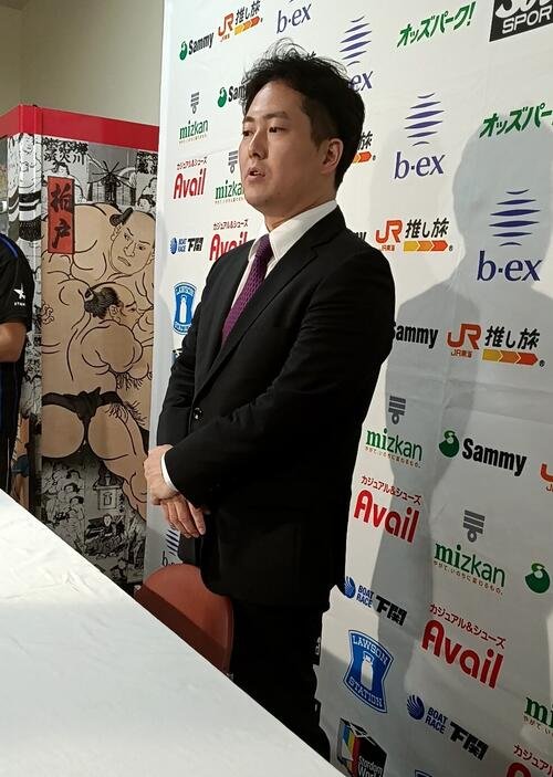 5スターGP決勝でのスターダム岡田太郎社長(2026年8月23日撮影)