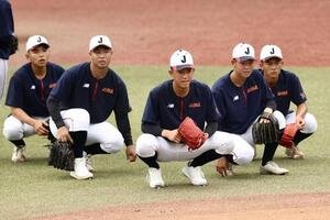 織田翔希(中央)らU18代表の選手たち(2026年撮影)