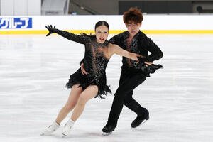 アイスダンスRDで華麗な演技を披露する吉田唄菜、森田真沙也組(撮影･宮地輝)