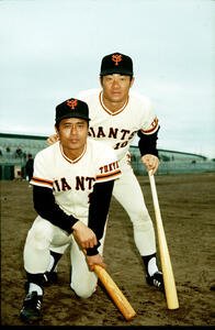 1977年張本勲(上)と王貞治