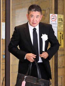 横浜･渡辺元智元監督のお別れの会に出席した横浜･村田浩明監督(撮影･浅見桂子)