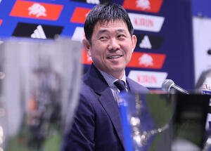 キリンカップサッカーの日本代表メンバーを発表会見で笑顔を見せる森保一監督(撮影･水谷安孝)
