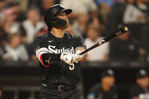 タイガース戦1回、32号3ランを放つホワイトソックス村上宗隆(AP)